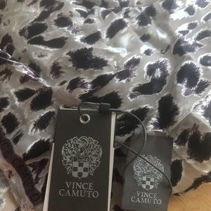 Vince Camuto black and grey scarf